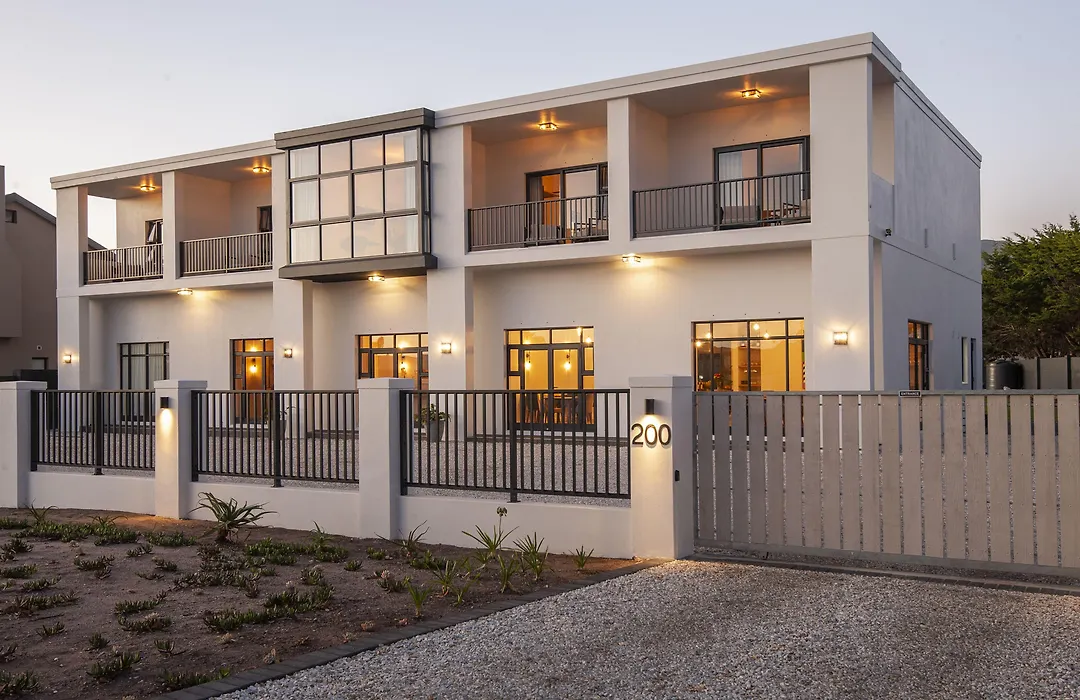 Glow Boutique Suites & Guesthouse-1